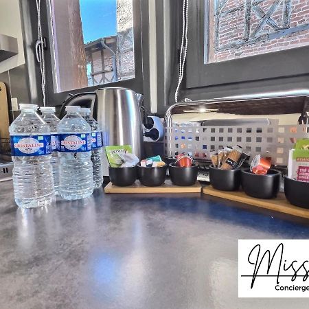 "La Fenetre Sur Le Marche" De Miss.K Conciergerie Apartment Chatillon-sur-Chalaronne Ngoại thất bức ảnh